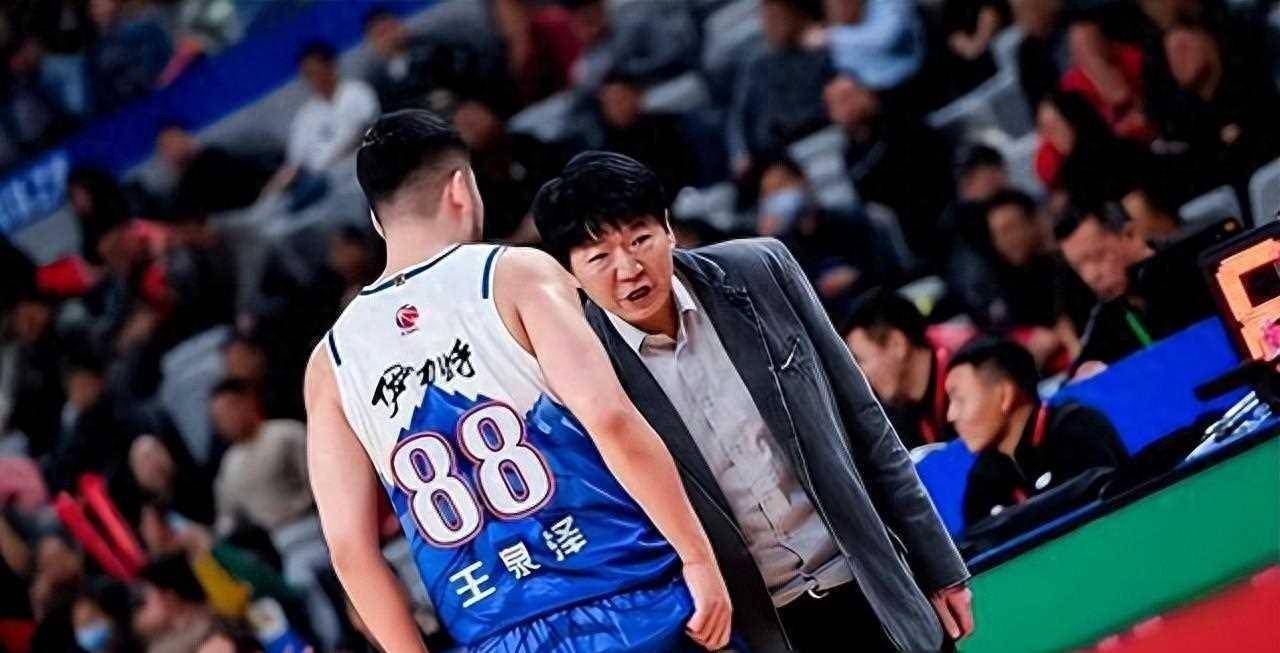 凯发娱乐平台-新疆男篮遭遇惨败，失去主场优势