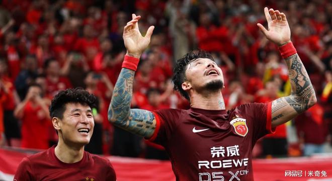 凯发娱乐游戏-上海上港士气高涨，球队展现团队合作精神的简单介绍